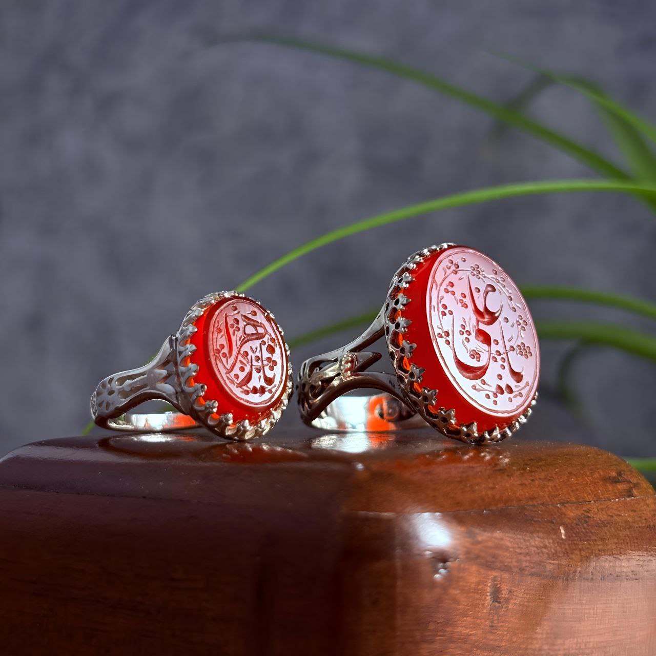 ست انگشتر زنانه مردانه عقیق سرخ حکاکی یا علی یا زهرا ست انگشتر زنانه مردانه عقیق سرخ حکاکی یا علی یا زهرا