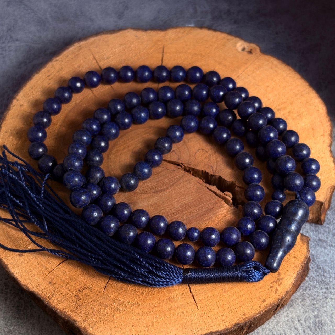 تسبیح لاجورد دانه گرد نمره 6 تسبیح لاجورد دانه گرد نمره 6