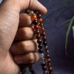 تسبیح عقیق سلیمانی دانه گرد نمره 6