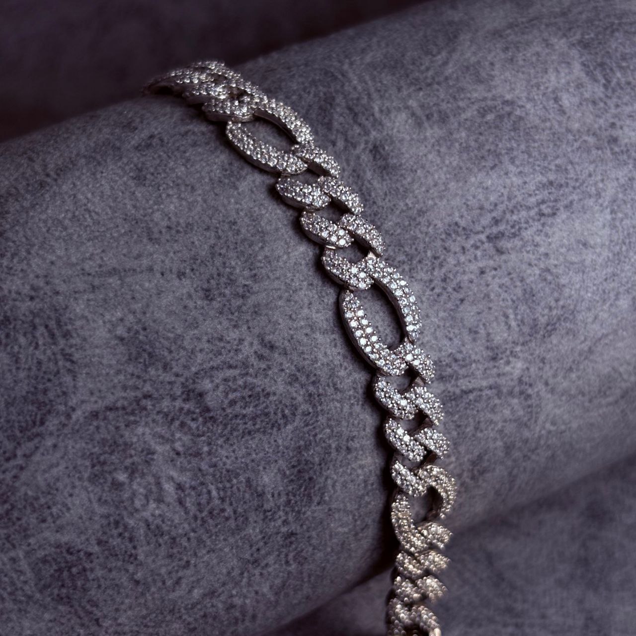 دستبند زنانه جواهری طرح فیگارو دستبند زنانه جواهری طرح فیگارو