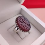 انگشتر نقره مردانه عقیق کبدی خراسانی حکاکی مظلومه زهرا