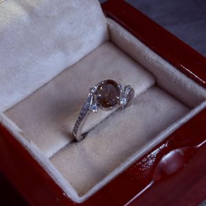 انگشتر نقره زنانه جواهری الکساندریت اصل