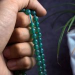 تسبیح عقیق سبز دانه گرد نمره 6