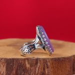 انگشتر نقره مردانه عقیق سوسنی حکاکی زینب (اثر استاد رفیع)