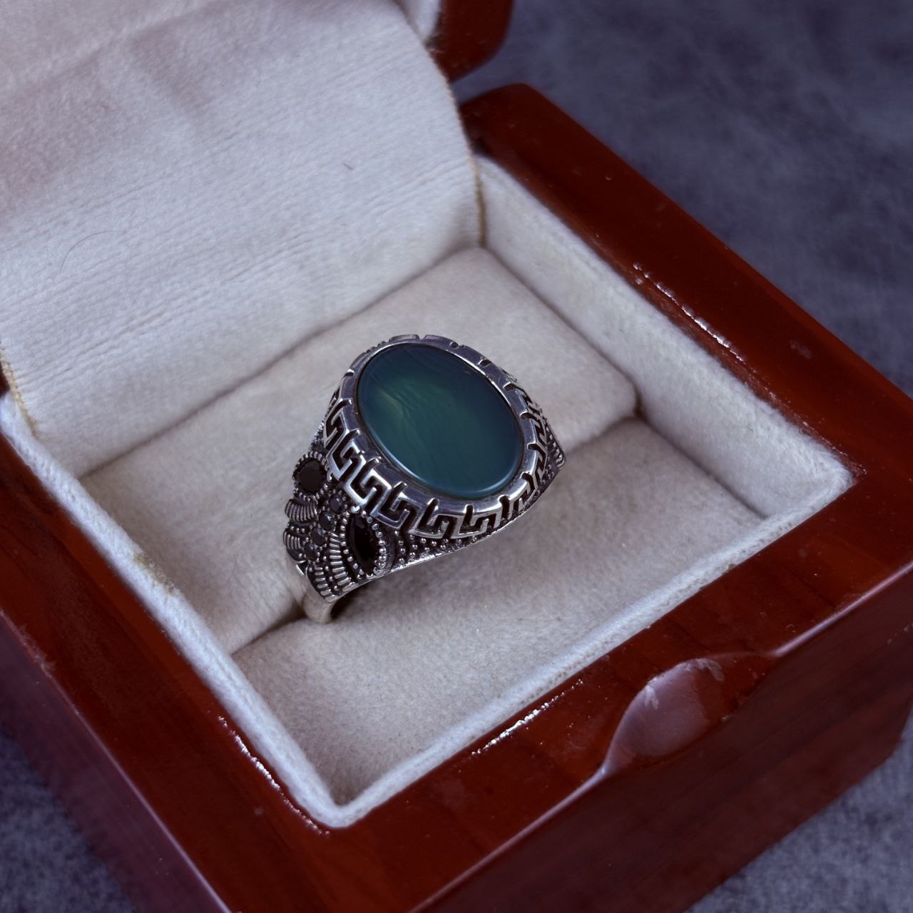 انگشتر نقره مردانه عقیق سبز انگشتر نقره مردانه عقیق سبز