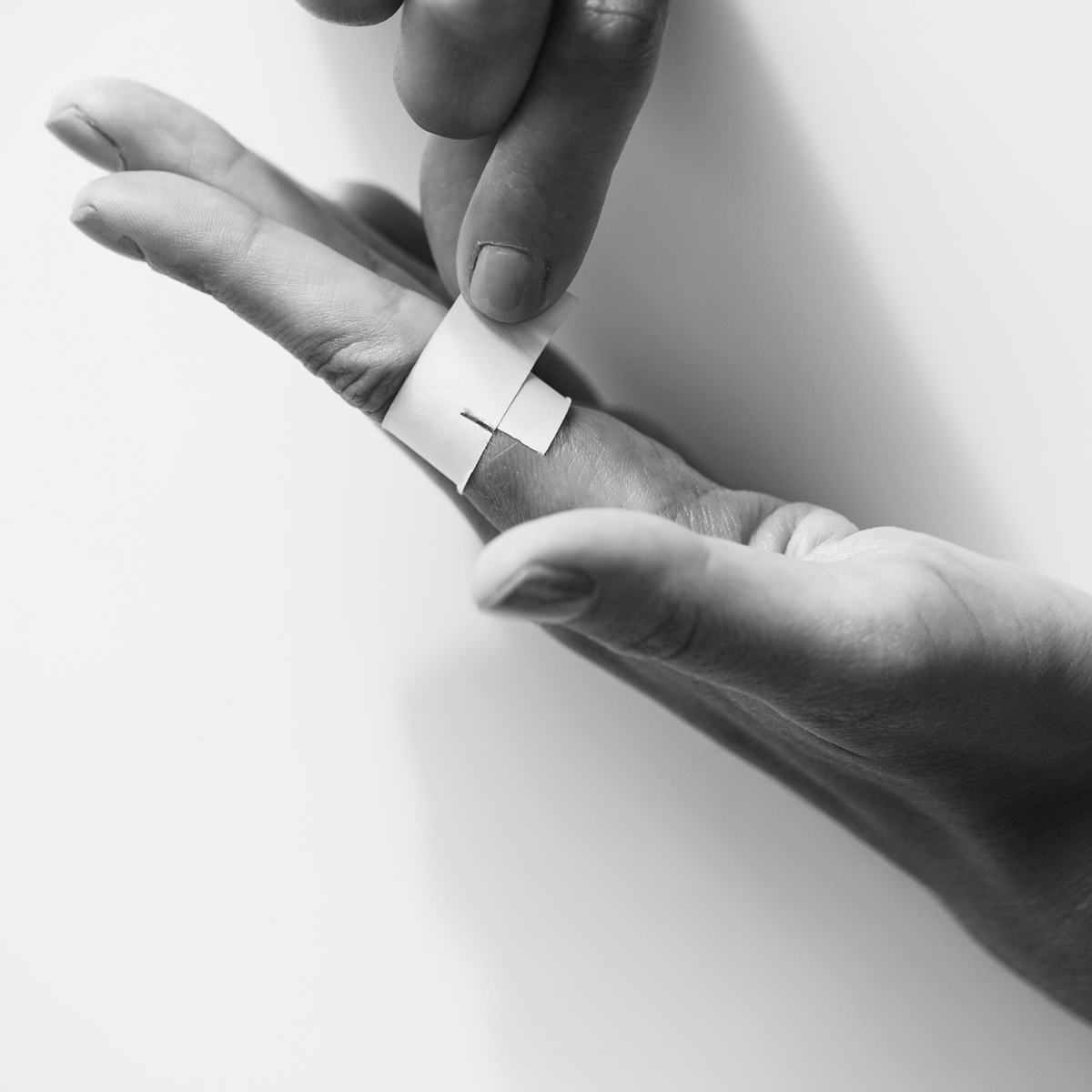 تعیین سایز انگشتر نقره تعیین سایز انگشتر نقره