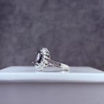 انگشتر نقره زنانه جواهری یاقوت کبود