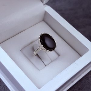 انگشتر نقره زنانه عقیق مشکی