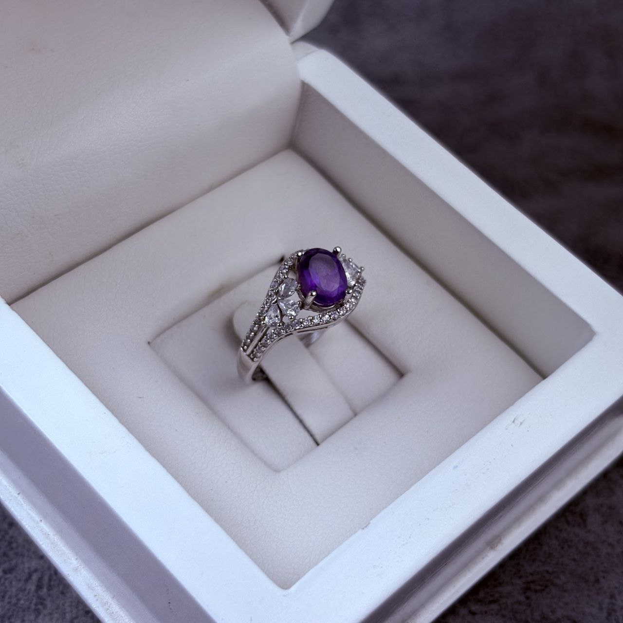 انگشتر نقره زنانه جواهری آمیتیست انگشتر نقره زنانه جواهری آمیتیست