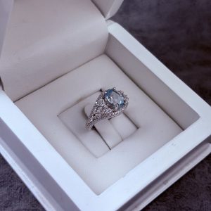 انگشتر نقره زنانه جواهری توپاز سوئیس