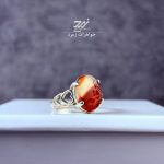 انگشتر نقره زنانه عقیق سرخ دورنگ حکاکی یا رقیه