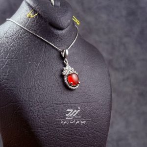 مدال گردنبند نقره زنانه جواهری عقیق یمنی سرخ