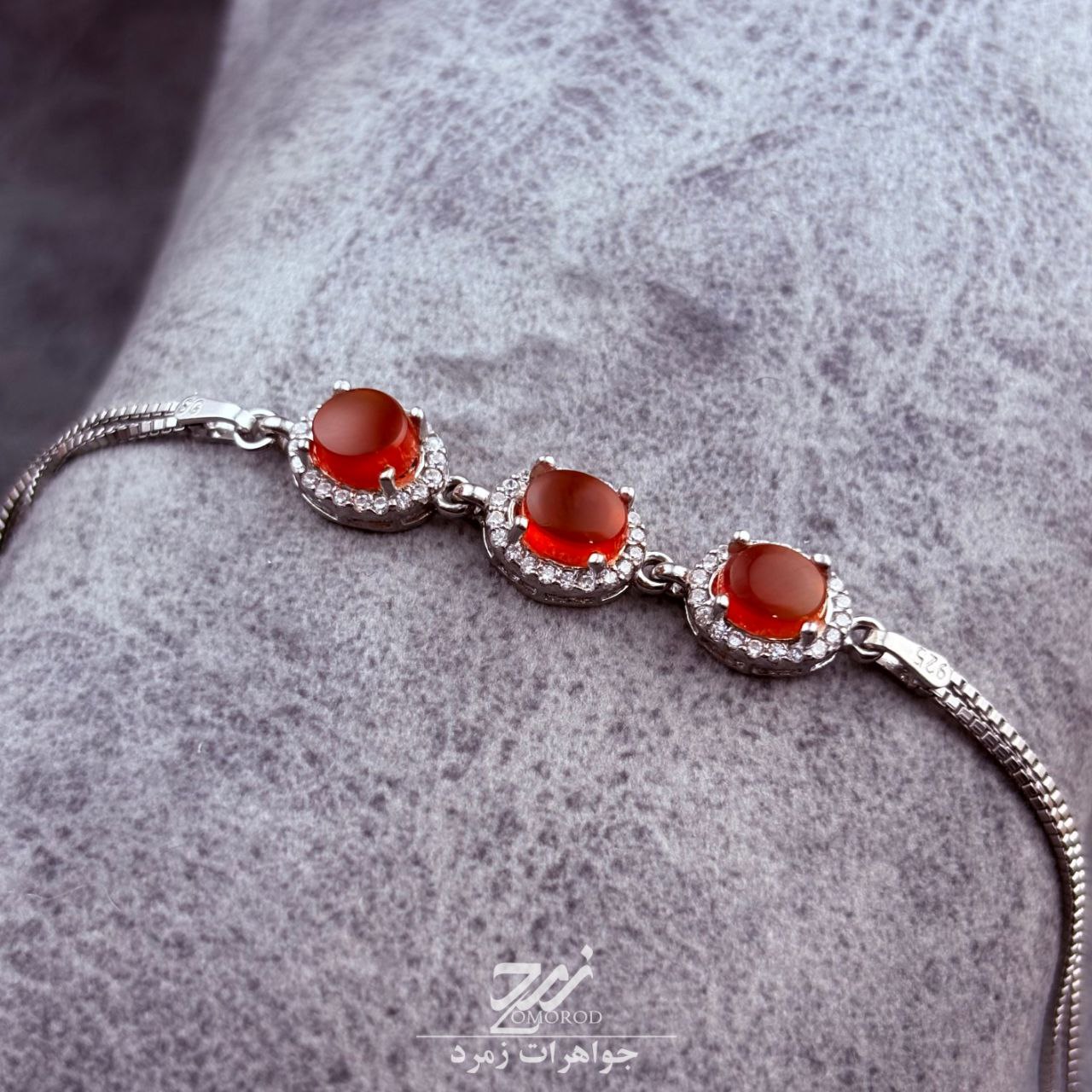 دستبند نقره زنانه جواهری عقیق یمنی سرخ دستبند نقره زنانه جواهری عقیق یمنی سرخ