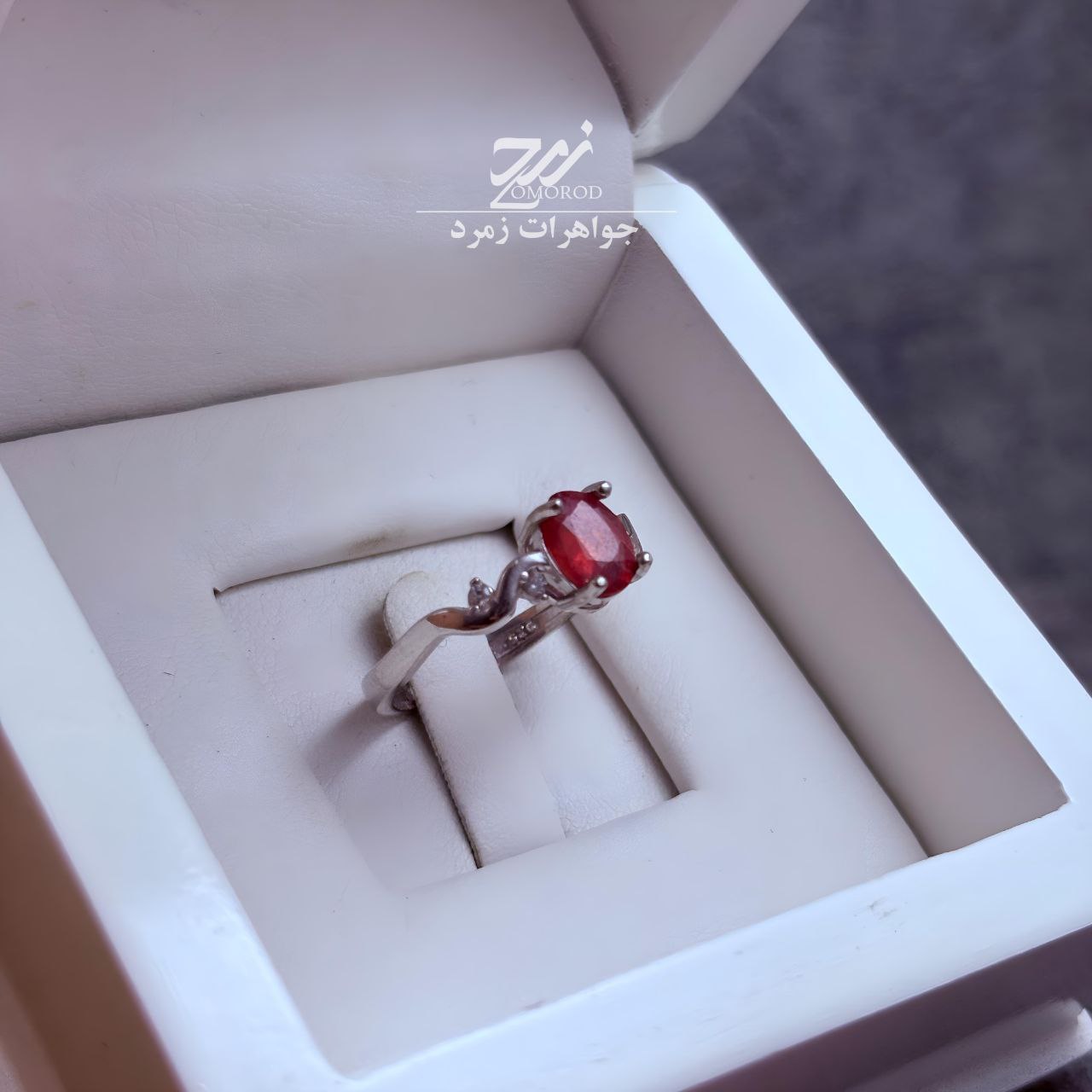 انگشتر نقره زنانه یاقوت سرخ آفریقایی انگشتر نقره زنانه یاقوت سرخ آفریقایی