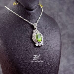 مدال نقره زنانه جواهری زبرجد