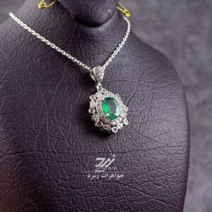 مدال نقره زنانه جواهری زمرد زامبیا درجه یک