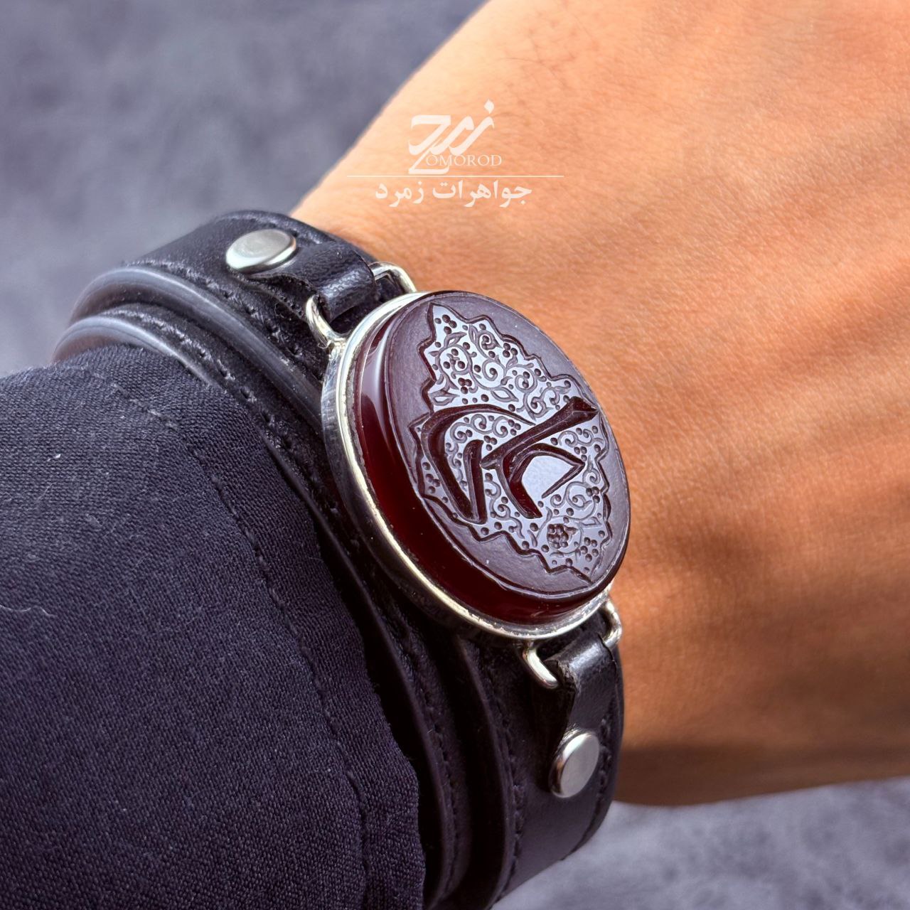 دستبند نقره عقیق کبدی چرم طبیعی درجه یک دستبند نقره عقیق کبدی چرم طبیعی درجه یک
