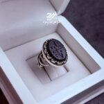 انگشتر نقره مردانه عقیق مشکی حکاکی یا حسین