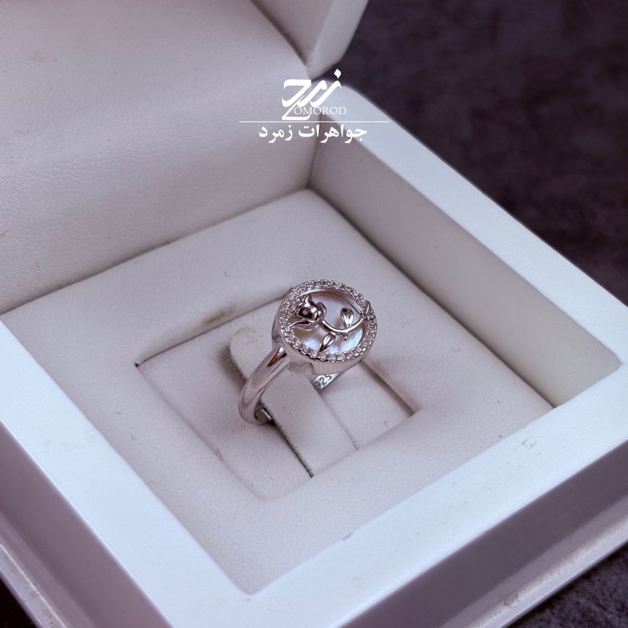 انگشتر نقره زنانه طرح گل انگشتر نقره زنانه طرح گل